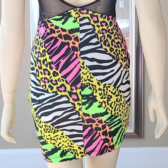 MONAMEL OF LOS ANGELES - Picture 5 of 7